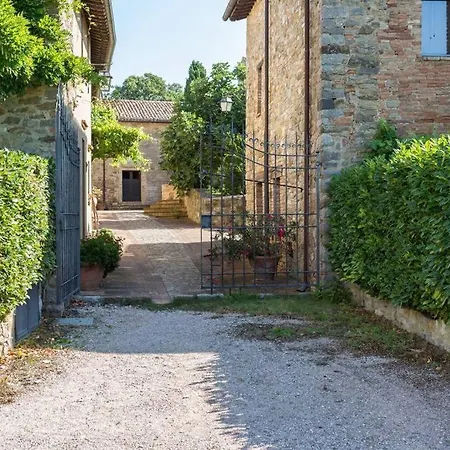Magic Castle * Montelagello